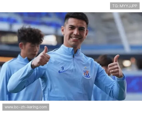 上海申花拉唐中路突破策动射门的全景软文